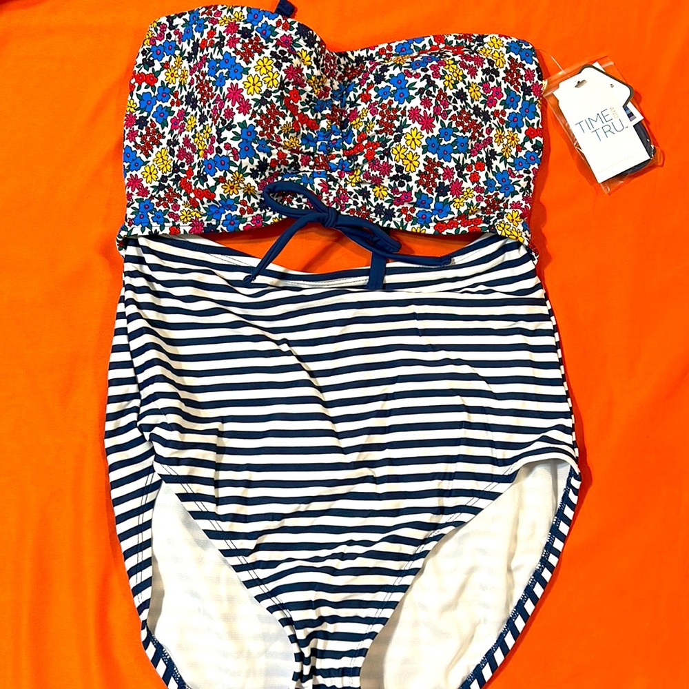Bathing suit